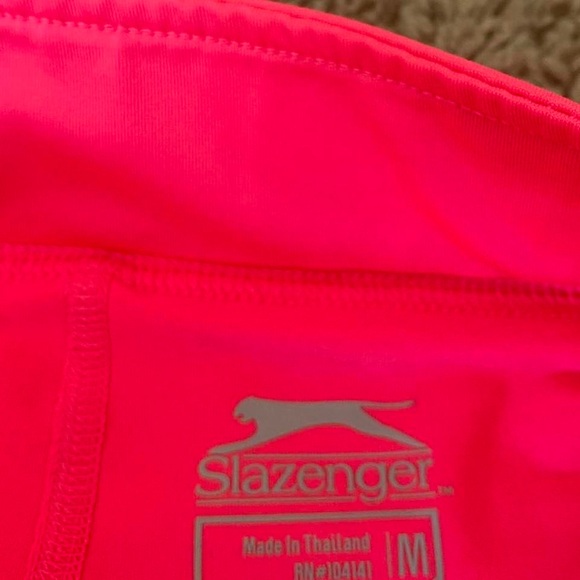 Slazenger tech golf skort / tennis skirt hot pink M - Picture 3 of 5